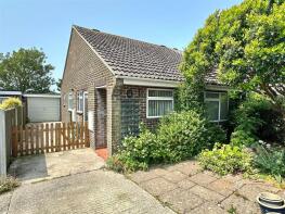 68, Swallow Drive, Lymington SO41 0XG