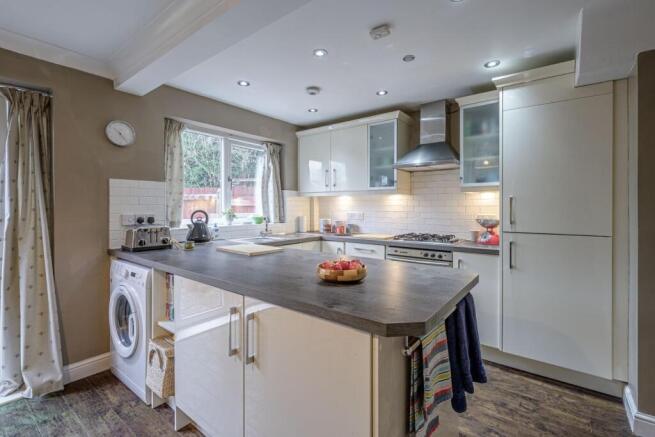 Kitchen Area 1