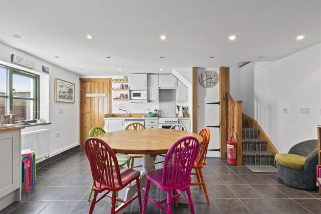 Kitchen/Breakfast Room