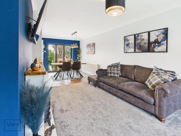 CAM03785G0-PR0212-ST