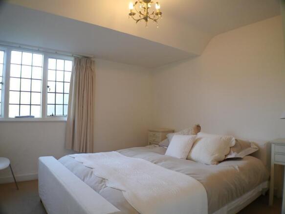 Bed 1