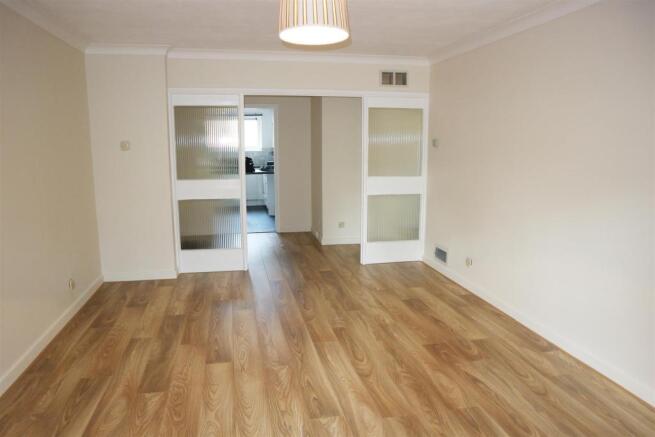 TheElms2.Lounge.jpg