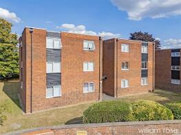 48, Parkmore Close, Woodford Green IG8 0SL