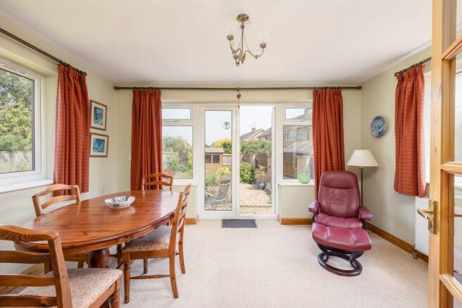 2 bed Semi-Detached Bungalow for sale Image 5