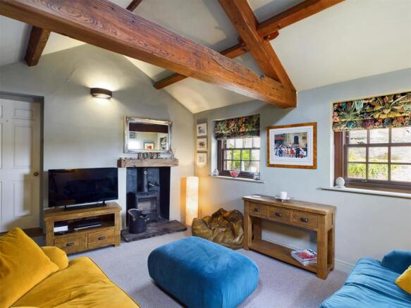 Living Room.jpg