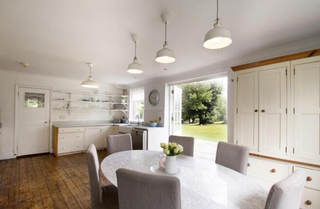 Kitchen/Breakfast Room