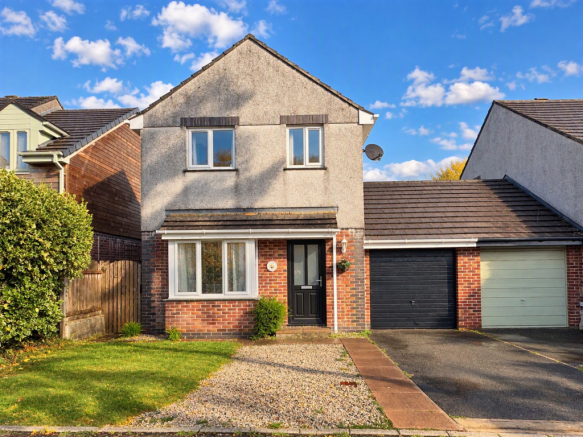 3-bed detached on Maple Close, St. Columb, TR9, £290,000