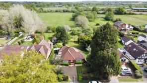 The Hollies, Moneyrow Green, Holyport, Maidenhead SL6 2ND