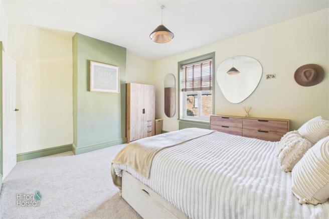 3 bed Terraced for sale Image 10