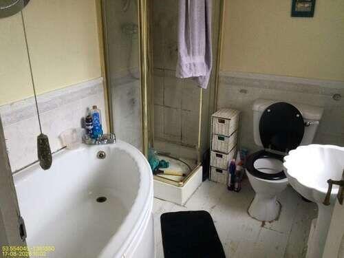 3 bed Terraced for sale Image 7