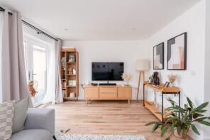 19, Aspen Drive, Bristol BS10 7UF
