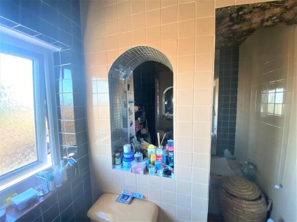Family bath and s...