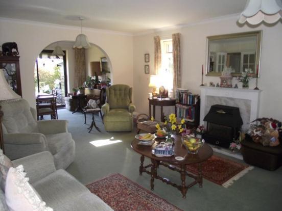 Sitting/Dining Room