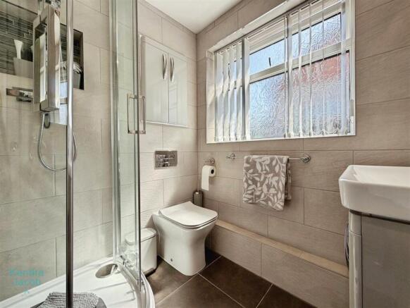 2 bed Terraced for sale Image 9