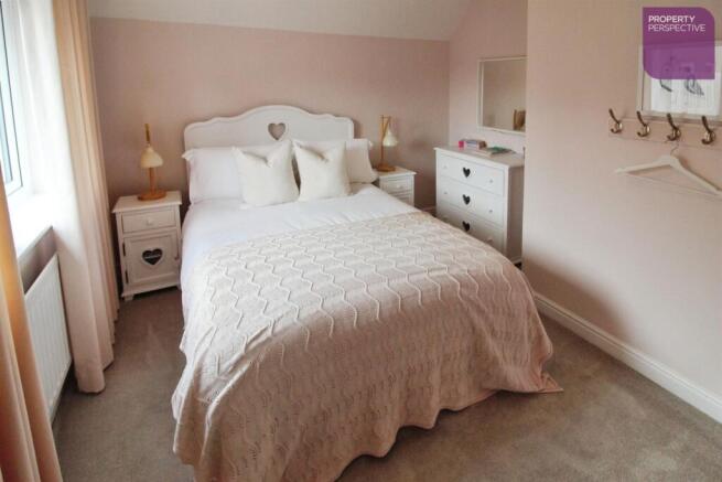 4 bed Detached for sale Image 12