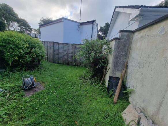 GARDEN (2) (1).jpg