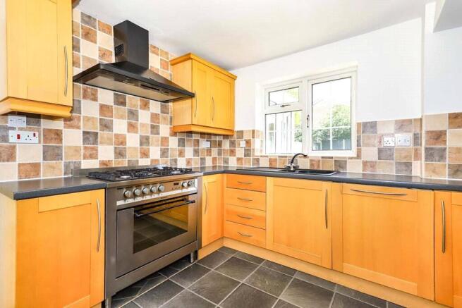 Corfe Close, Perton Wolverhampton, Staffordshire, WV6 photo 4