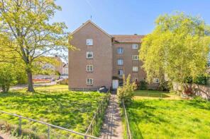 Flat 7, 26, Hoseason Gardens, Clerwood, Edinburgh EH4 7HG