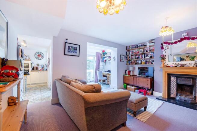 3a Maley Road, SE27 9BY-2.jpg
