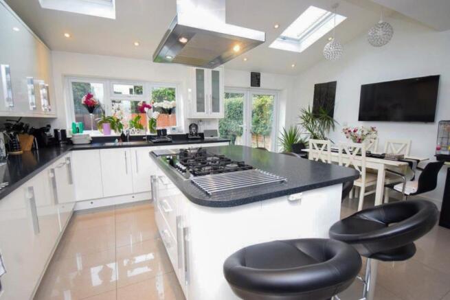 Kitchen/Dining/Famil