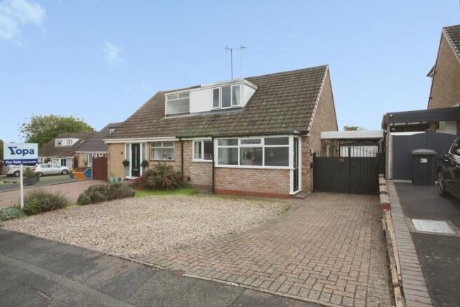 3-bed semi-detached on Firs Drive, Rugby, CV22, £280,000