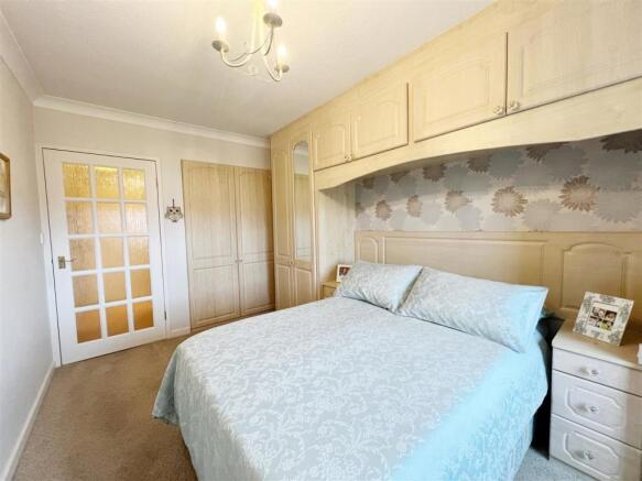 Bedroom pic 3.jpg