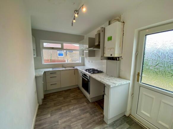 3 bed Semi-Detached for sale Image 4
