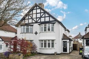 24, Hayes Wood Avenue, Hayes, Bromley BR2 7BL
