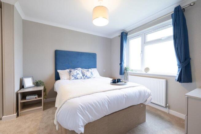 2 bed Park Home for sale Image 11