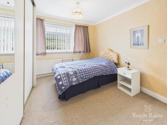 4 bed Detached for sale Image 9