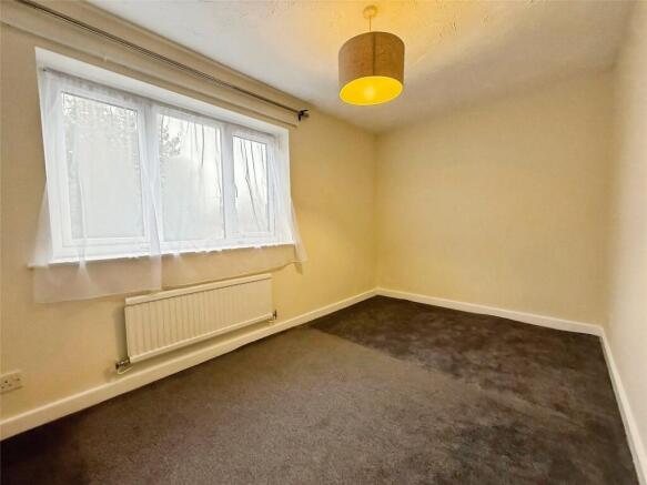 Sandown Court, Bletchley photo 4