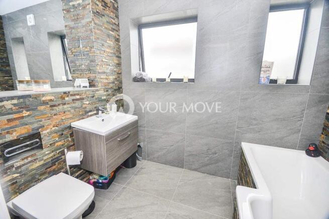 Bathroom / WC