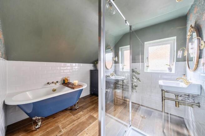3 bed Semi-Detached for sale Image 6
