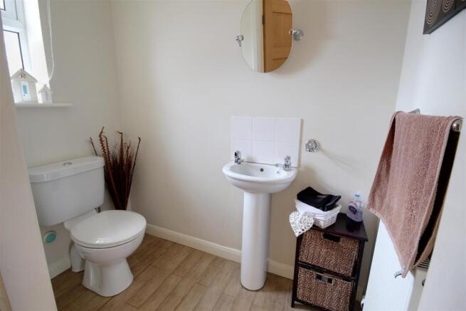 Cloakroom WC