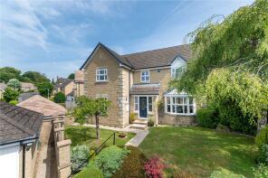 9, Dene Bank, Bingley BD16 4AR