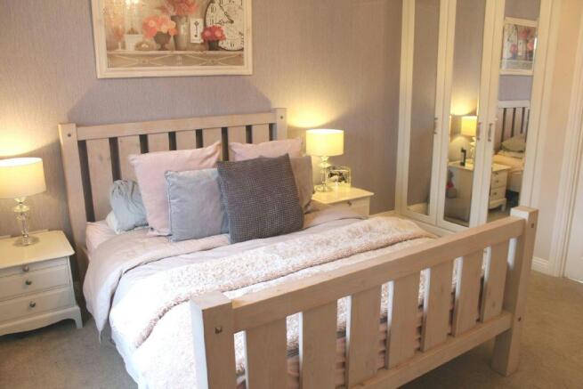 Bedroom 1 Picture 2