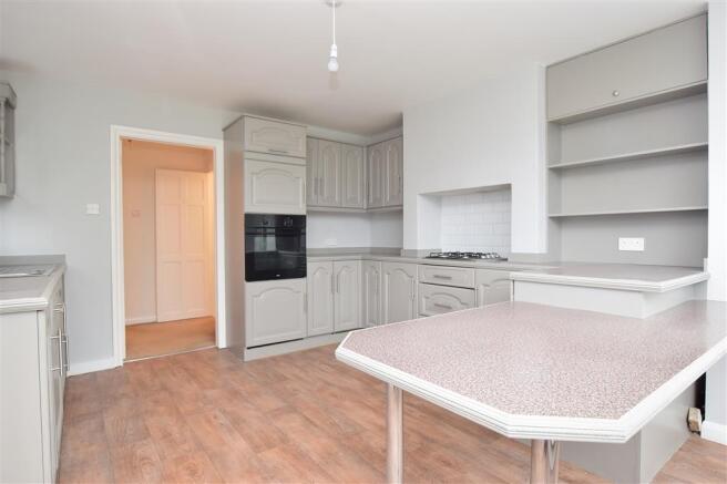 Kitchen / Breakfast Room