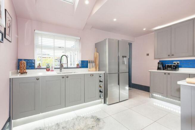 Photo 2 - Kitchen