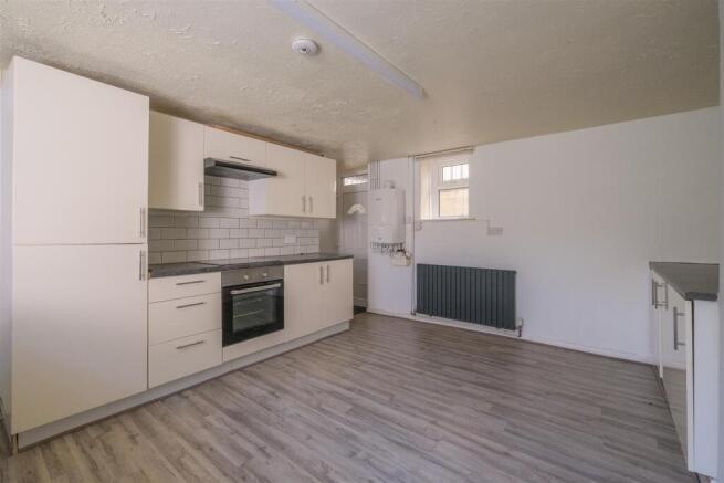 2 bed Terraced for sale Image 6