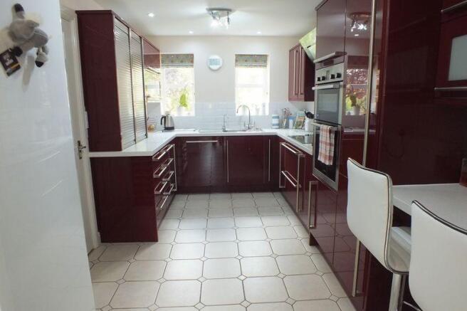 BREAKFAST KITCHEN