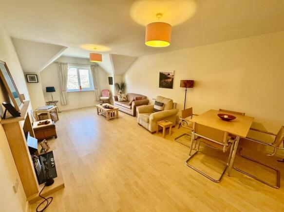 1 bed Flat for sale Image 6