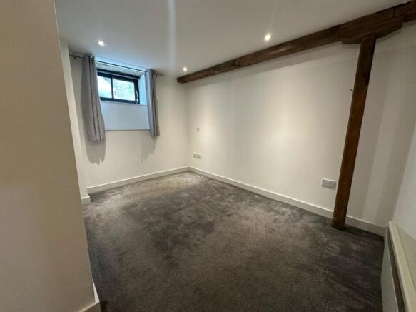 1 bed Flat to rent Image 4