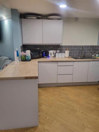 Owners kitchen.jpg