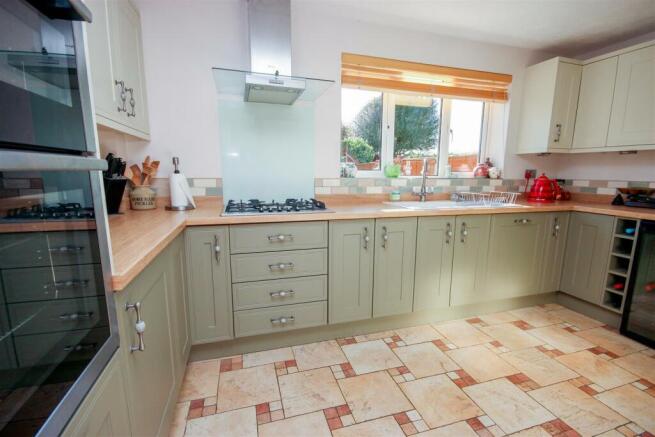 Kitchen.jpg