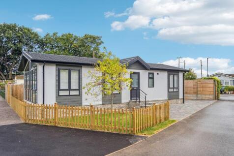 Little Marlow-Brand New Park Home