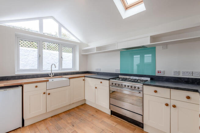 Kitchen/Breakfast...