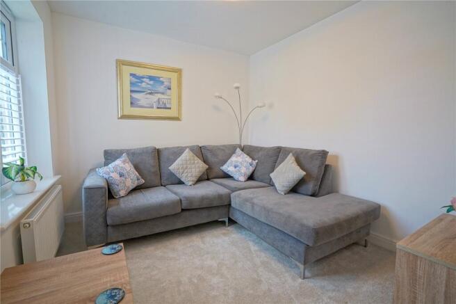 5 bed Detached for sale Image 10