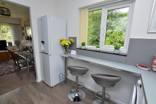 5 Eastham Mews (8).jpg