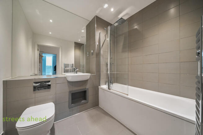 a898b5de-d9f9-4fd...