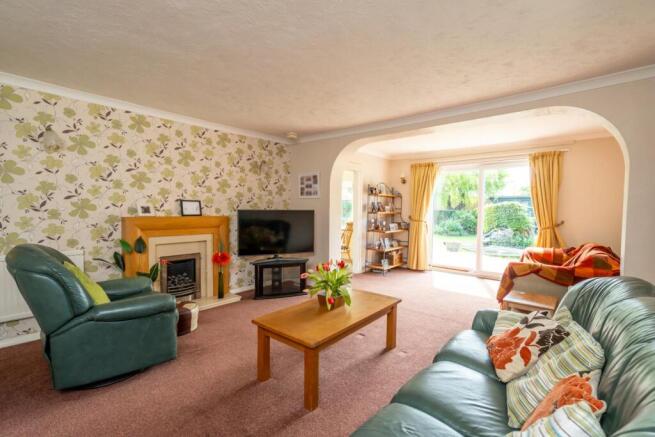 Sitting Room and Dining Area.jpg